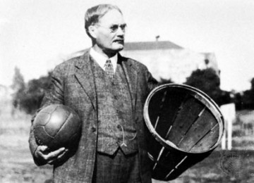 James Naismith dan bola basket pertamanya