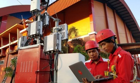 ilustrasi. Jaringan dan layanan 4G Telkomsel sudah merambah hingga ke wilayah perbatasan di Nunukan dengan salah satu tujuannya untuk mengaselerasikan pertumbuhan ekonomi masyarakat setempat. (dok. Telkomsel)