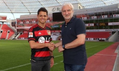 Javier Hernandez alias Chicharito kini berseragam Bayer Leverkusen