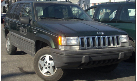 Jeep_Grand_Cherokee_Laredo_4x4.