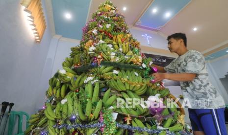 Ilustrasi pohon natal.