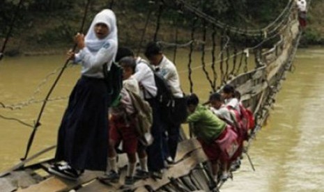 Jembatan 'Indiana Jones' di Lebak, Banten