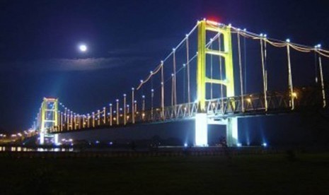 Jembatan Kutai Kartanegara