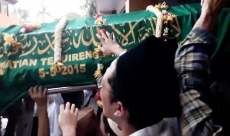 Jenazah KH Salahuddin Wahid (Gus Sholah) tiba di Pondok Pesantren Tebuireng, Jombang, Jawa Timur. 