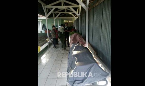 Jenazah korban banjir di RS Guntur, Kota Garut. 