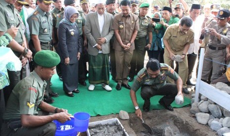 Jenderal Moeldoko meletakkan batu pertama