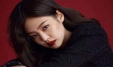 Jennie Blackpink. Jennie mengonfirmasi dirinya mendirikan label Oddatelier.