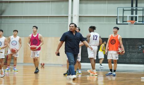 Jeremy Imanuel Santoso, manajer baru timnas basket putra Indonesia.