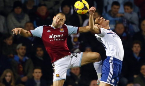 Joe Cole saat berseragam West Ham.