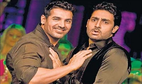 John Abraham dan Abhishek Bachchan