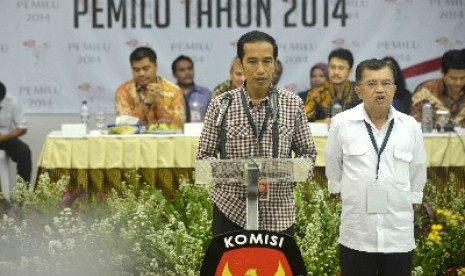 Joko Widodo (Jokowi) dan Jusuf Kalla (JK) di Gedung KPU, Ahad (1/6).