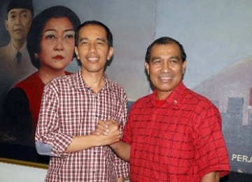 Jokowi (kiri) dan Nono Sampono (kanan) ketika mengikuti uji kelayakan Cagub DKI Jakarta