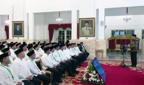 Jokowi saat membuka Rakernas Badan Kesejahteraan Masjid (BKM) di Istana Negara, Rabu (8/11/2023).