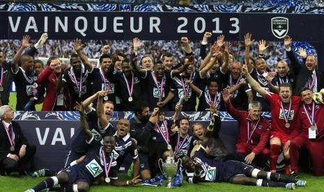 Bordeaux saat juara Coupe de France 2012/2013 (ilustrasi), Bordeaux akan berlaga di liga amatir karena bangkrut. 