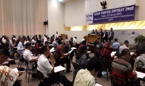 Jumlah pendaftar peserta Ujian Profesi Advokat (UPA) di seluruh wilayah Indonesia tahun 2020 mencapai 4.844 orang. UPA digelar oleh Perhimpunan Advokat Indonesia (Peradi), Sabtu (22/2).