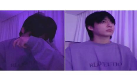 Jungkook BTS menangis saat live Weverse. Kala itu, dia mendengarkan lagu Love Letters yang diberikan oleh Army (sebutan untuk penggemar Jungkook).