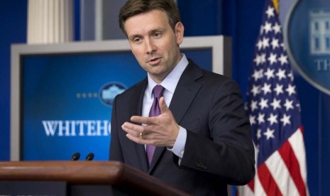 Juru bicara Gedung Putih, Josh Earnest.