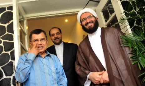 Jusuf Kalla dan Mahmoud Farazandeh