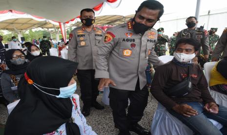 Kabareskrim Polri Komjen Pol Agus Andrianto (tengah). Presiden LIRA menilai Kabareskrim jadi kunci pengungkapan kasus penembakan Brigadir J.