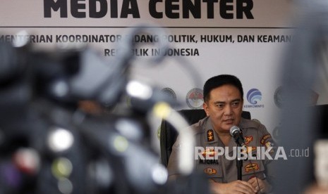 Kadiv Humas Polri Irjen Pol Mohammad Iqbal memberikan keterangan pers terkait aksi demonstrasi 22 Mei 