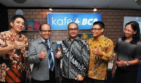 Kafe BCA merupakan forum berbagi insight dan pemahaman akan pelaksanaan service excellence di BCA yang merupakan bagian dari Semua Beres Campaign.