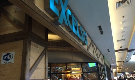 Kafe Excelso di Street Gallery Pondok Indah Mal.