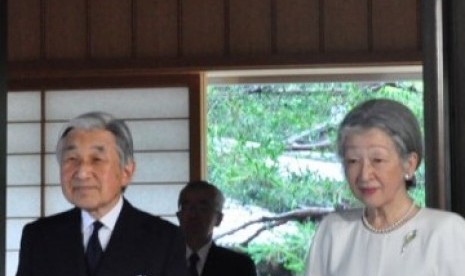 Kaisar Akihito dan Permaisuri Michiko