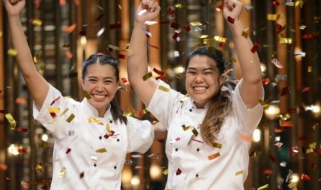 Kakak beradik Tasia Seger dan Gracia Seger memenangkan lomba masak My Kitchen Rules di Australia,  