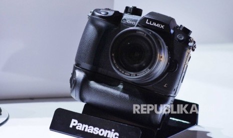  Kamera Lumix Panasonic terbaru menawarkan kamera hybrid full-frame mirrorless terbaru (ilustrasi).