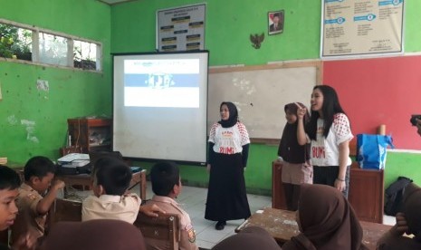 Kampanye antisampah plastik di Kabupaten Sukabumi mulai menyasar kalangan pelajar sekolah dasar (SD).