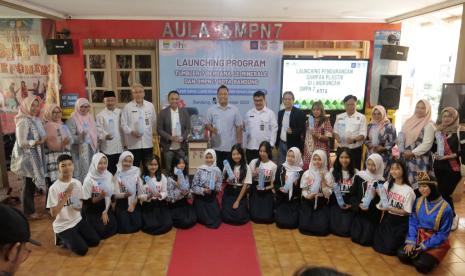 Kampanye penggunaan tumbler di SMPN 7 Bandung.