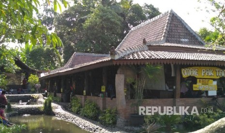 Kampung Flory, salah satu contoh Homestay Desa Wisata 