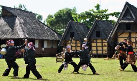 Kampung Sindangbarang menawarkan suasana liburan yang berbeda dari tempat lain di sekitar Bogor.