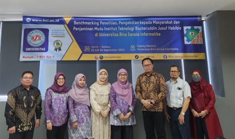 Kampus Digital Kreatif, Universitas BSI (Bina Sarana Informatika) menerima kunjungan Benchmarking dari Institut Teknologi Bacharudin Jusuf Habibie (ITH), pada Senin dan Selasa 25-26 September 2023. Kunjungan ini dilakukan di Gedung Rektorat Universitas BSI. 