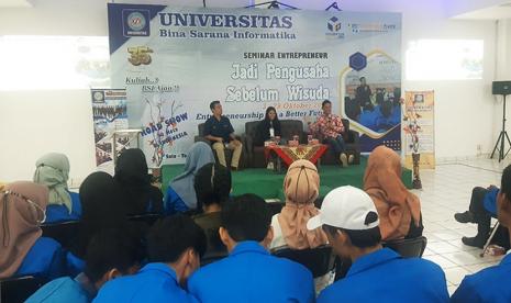  Kampus Digital Kreatif Universitas BSI (Bina Sarana Informatika) kampus Purwokerto, melalui lembaga BSI Entrepreneur Center (BEC) akan mengadakan Seminar Entrepreneurship. Kegiatan akan dilaksanakan pada Kamis, 25 Mei 2023 mendatang. 