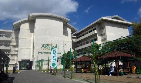 Kampus Unisa Yogyakarta.