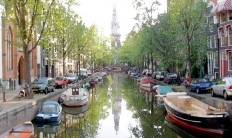 kanal di amsterdam