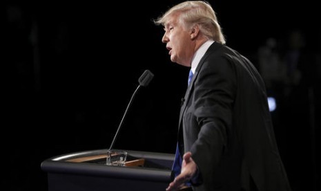 Kandidat Presiden AS dari Partai Republik, Donald Trump dalam debat politik pertamanya dengan Hillary Clinton di Hofstra University di Hempstead, New york, Senin, 26 September 2016.