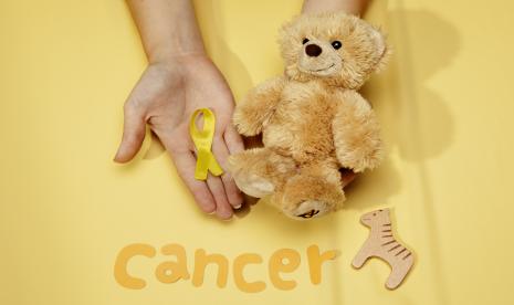 Cancer experienced by a child (illustration).