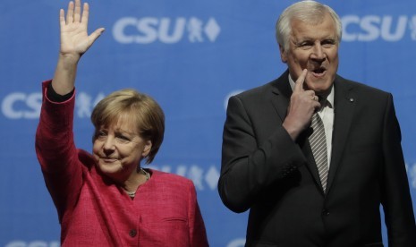 Kanselir Jerman Angela Merkel dan Mendagri Horst Seehofer.