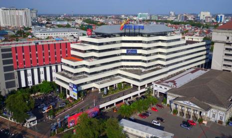 Kantor Bank Jateng di Kota Semarang, Jawa Tengah (ilustrasi). Bank Jateng kembali meluncurkan kredit berbunga rendah untuk pedagang pasar tradisional, yakni Kredit Lapak, dengan bunganrendah. 