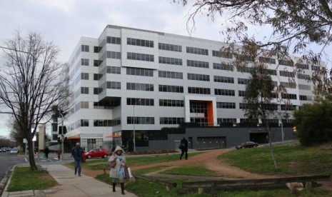 Kantor Departemen Imigrasi di Canberra, Australia.