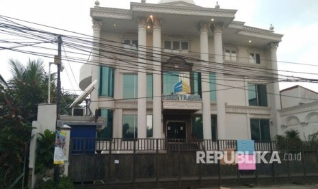 Kantor First Travel Depok di Jalan Radar Auri Cimanggis Tutup.