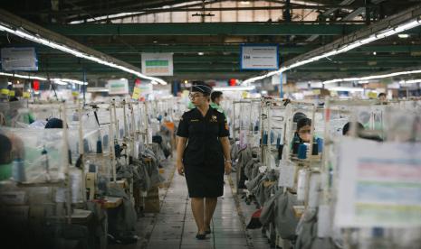 Kantor Wilayah (Kanwil) Bea Cukai Jakarta berikan izin fasilitas gudang berikat ke PT Pungkook Indonesia, Selasa (17/10/2023). 