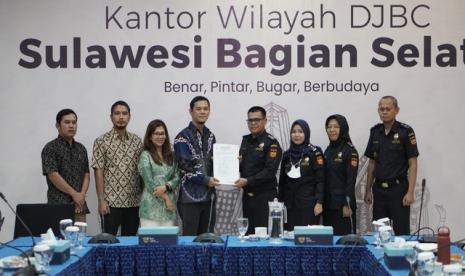 Kantor Wilayah (Kanwil) Bea Cukai Sulawesi Bagian Selatan (Sulbagsel) kembali menerbitkan perubahan izin perlakuan tertentu dan persetujuan penambahan hasil produksi kawasan berikat PT Obsidian Stainless Steel (OSS).