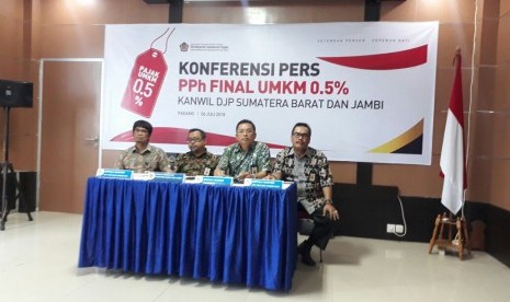 Kanwil DJP Sumbar-Jambi mengadakan sosialisasi tarif PPh final 0,5 persen bagi pelaku UMKM. Di Sumbar sendiri, kontribusi sektor UMKM terhadap penerimaan pajak baru 1 persen dari total penerimaan semester I 2018. 