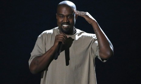 Kanye West mendapat dukungan dari pengusaha Marc Cuban dan Elon Musk saat mencicit di Twitter soal pencalonan dirinya sebagai presiden AS.