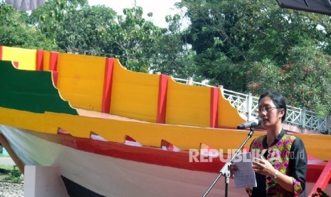 KAPAL CHENG HO -- Jika di Semarang replika kapal Cheng Ho yang dibangun pada 2005 dibongkar pada 2014 lalu, kini di Sumatera Selatan (Sumsel) tepatnya di komplek Taman Purbakala Kerajaan Sriwijaya (TPKS), Palembang, Sabtu (23/7)