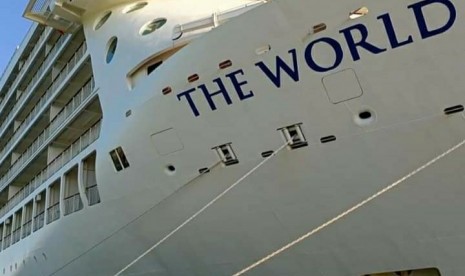 Kapal Cruise MV. The World 