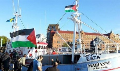 Kapal Marinne of Gothenburg yang berisi aktivis kemanusiaan dicegat militer Israel dalam perjalanan menuju Gaza, Senin (29/6).